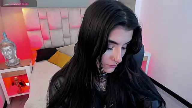 mia jagger online show from May 1, 7:52 pm
