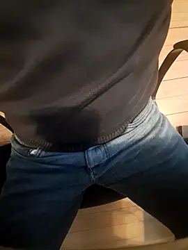 EchoVibe 86 online show from October 28, 12:37 pm