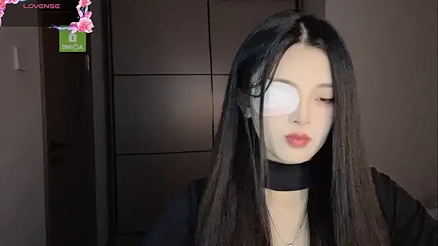 Snapshot of ronronner233 chatting on November 3, 1:47 pm ronronner233 online show from November 3, 1:47 pm