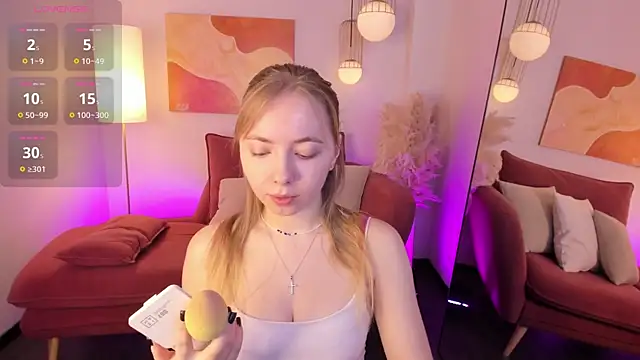 Snapshot of Nora_Miller chatting on November 6, 5:55 am Nora Miller online show from November 6, 5:55 am