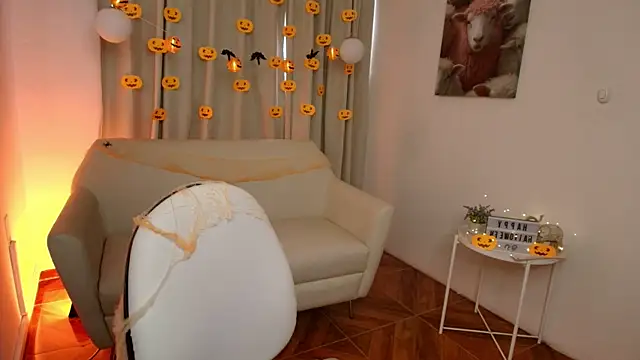 Snapshot of elli_snow1 chatting on October 29, 12:37 pm elli snow1 online show from October 29, 12:37 pm