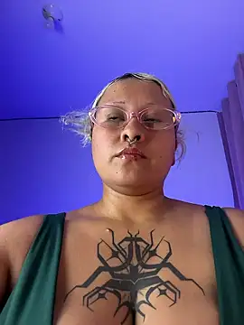 pinkbaddie777 online show from January 10, 4:52 am