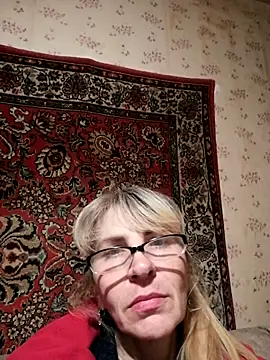 Snapshot of Georgette466 chatting on November 6, 7:29 pm Georgette466 online show from November 6, 7:29 pm