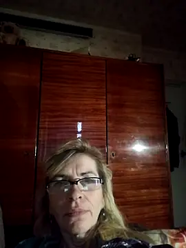 Snapshot of Georgette466 chatting on November 8, 5:44 am Georgette466 online show from November 8, 5:44 am