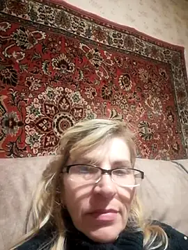 Snapshot of Georgette466 chatting on November 4, 7:28 pm Georgette466 online show from November 4, 7:28 pm