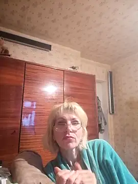 Snapshot of Georgette466 chatting on June 7, 5:29 pm Georgette466 online show from June 7, 5:29 pm