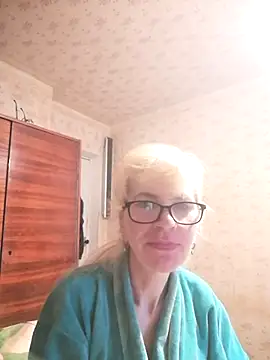 Georgette466 online show from May 2, 4:07 am