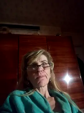 Snapshot of Georgette466 chatting on November 8, 9:40 pm Georgette466 online show from November 8, 9:40 pm