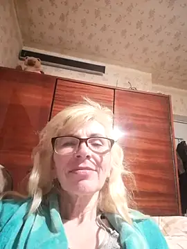 Georgette466 online show from April 19, 6:10 pm