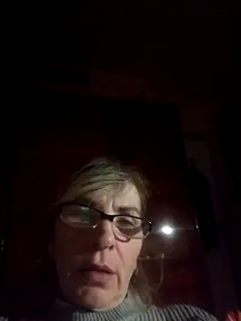 Snapshot of Georgette466 chatting on December 16, 6:01 pm Georgette466 online show from December 16, 6:01 pm