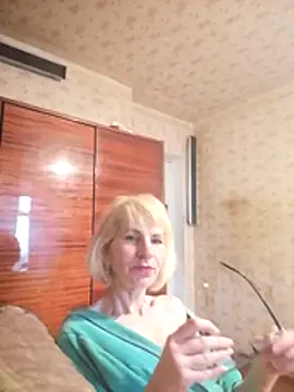 Georgette466 online show from May 17, 5:40 am