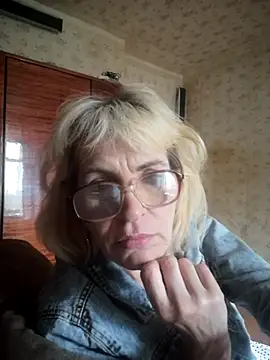 Snapshot of Georgette466 chatting on July 7, 3:04 pm Georgette466 online show from July 7, 3:04 pm
