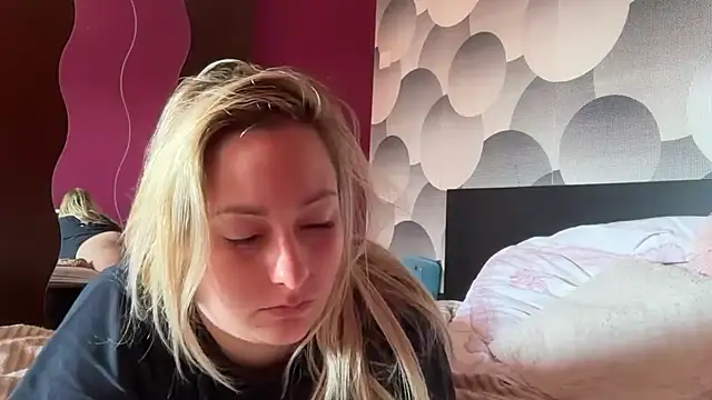 Snapshot of EngelHelene chatting on July 19, 11:40 am EngelHelene online show from July 19, 11:40 am