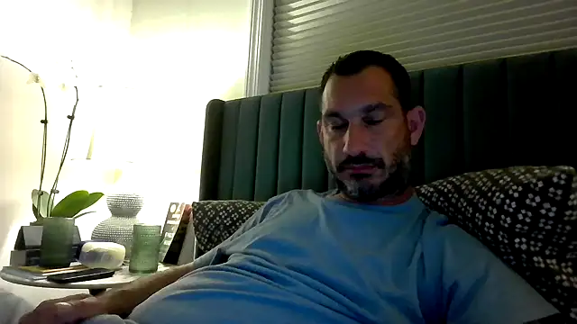 Snapshot of ckraiders84 chatting on May 31, 3:45 am ckraiders84 online show from May 31, 3:45 am