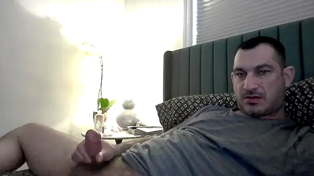 Snapshot of ckraiders84 chatting on February 15, 6:07 pm ckraiders84 online show from February 15, 6:07 pm