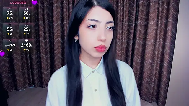 Snapshot of TonjaNeace chatting on November 18, 6:06 am TonjaNeace online show from November 18, 6:06 am