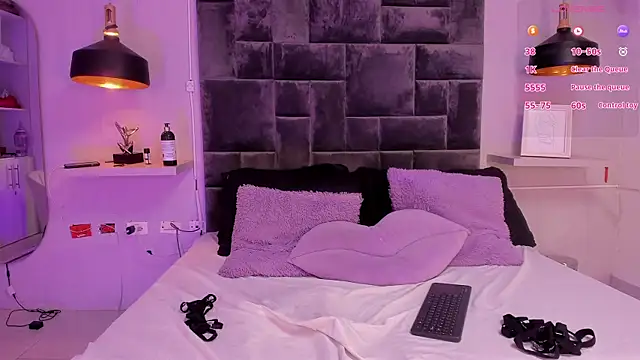 dakota ssky online show from November 16, 1:54 am