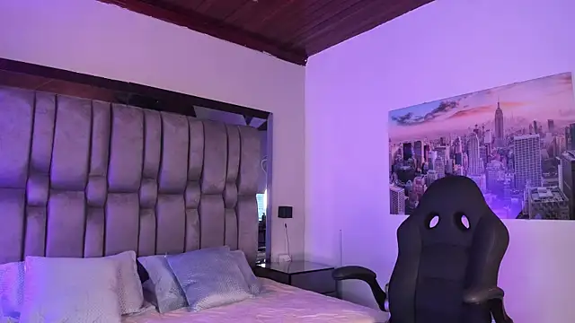  Sofiewild  online show from March 24, 6:19 pm