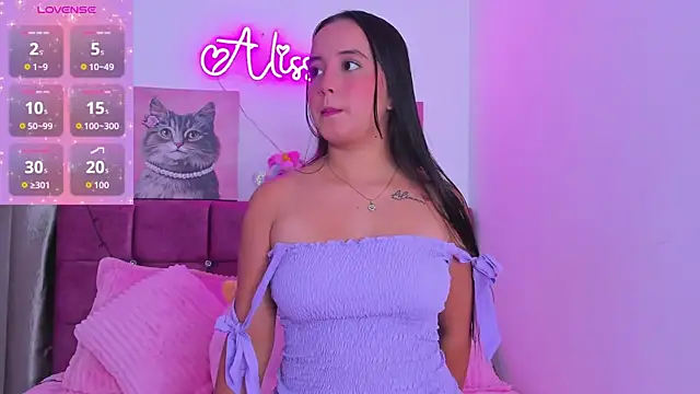 alissonsweet18 online show from April 22, 1:51 pm