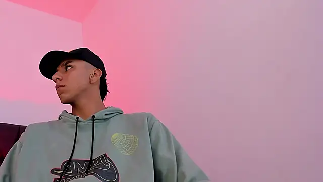 leelpaul online show from October 28, 12:37 pm