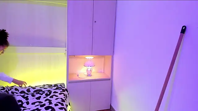 GabyMason  online show from February 19, 11:40 am