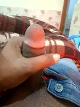 Snapshot of Pandey0012 chatting on January 12, 12:17 am Pandey0012 online show from January 12, 12:17 am