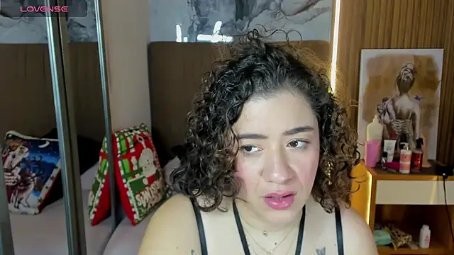 OSNAKELLER online show from December 19, 12:40 pm