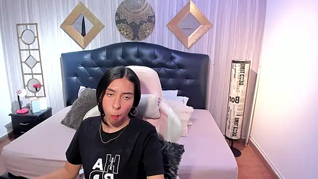 Snapshot of shirley_sweet_ chatting on November 1, 8:46 pm shirley sweet online show from November 1, 8:46 pm