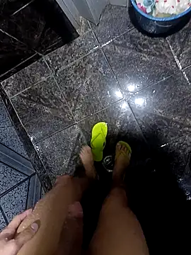 Snapshot of analice32456 chatting on March 1, 2:44 am analice32456 online show from March 1, 2:44 am