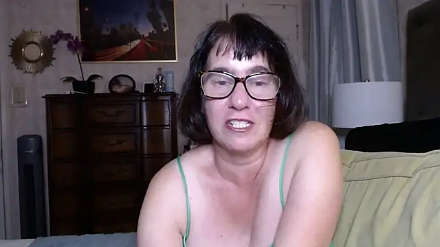 BigbustedBrenda online show from November 27, 10:54 pm