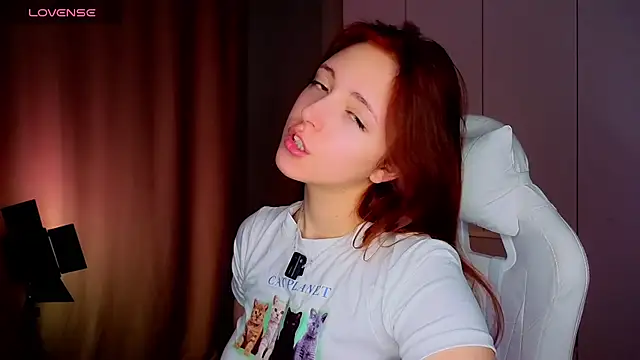 musefox online show from February 6, 2:40 am