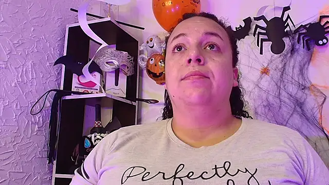 Snapshot of Natasha_Amber chatting on November 2, 1:27 pm Natasha Amber online show from November 2, 1:27 pm