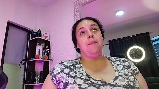 Snapshot of Natasha_Amber chatting on November 29, 1:22 pm Natasha Amber online show from November 29, 1:22 pm