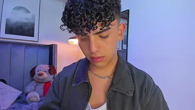 Snapshot of Niick_Twiink chatting on November 1, 8:14 pm Niick Twiink online show from November 1, 8:14 pm