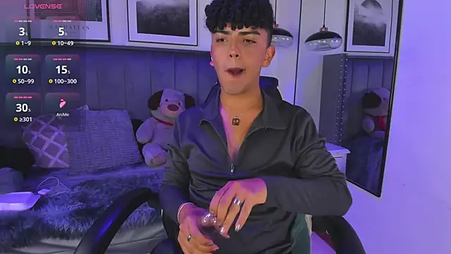 Snapshot of Niick_Twiink chatting on November 27, 7:36 pm Niick Twiink online show from November 27, 7:36 pm