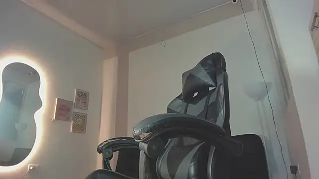 Senpai Lover online show from November 9, 8:13 pm