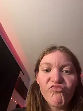 stonerbaby online show from April 12, 3:21 am