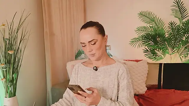 SiennaRosse online show from February 25, 9:47 pm