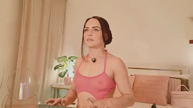 SiennaRosse online show from April 6, 8:32 pm