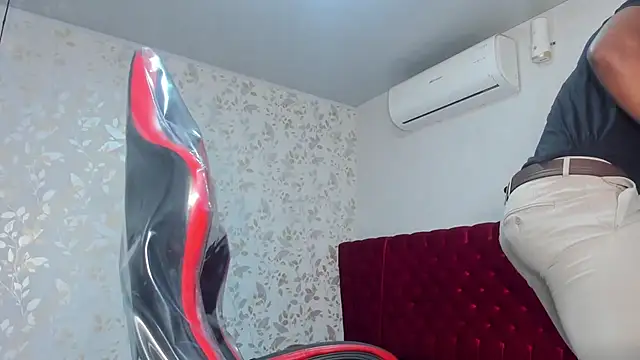 for itan online show from November 21, 12:48 pm