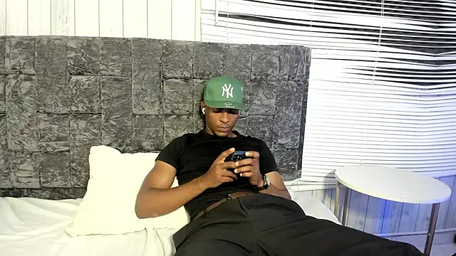 for itan online show from March 28, 1:23 pm