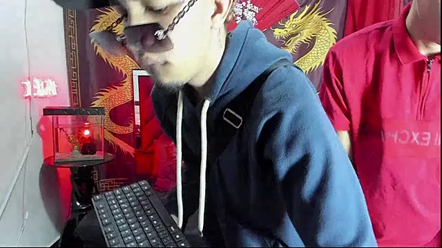 Snapshot of Scoundrel_Room chatting on December 1, 3:40 am Scoundrel Room online show from December 1, 3:40 am