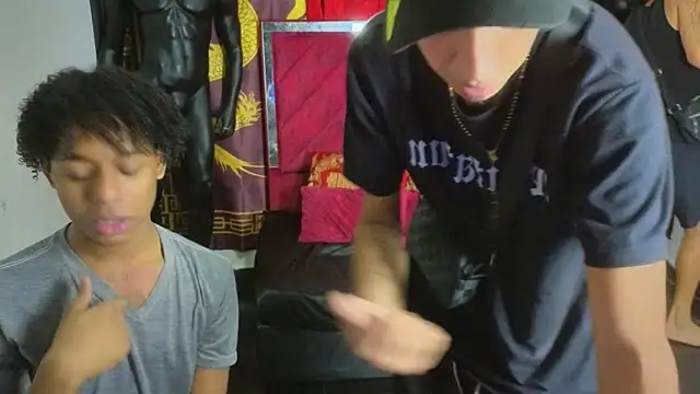 Snapshot of Scoundrel_Room chatting on November 10, 7:13 am Scoundrel Room online show from November 10, 7:13 am