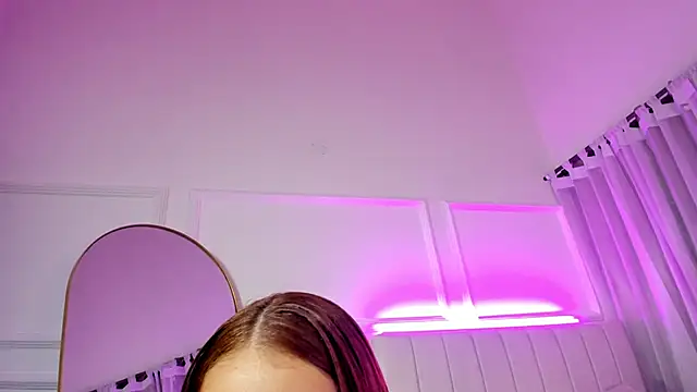 Snapshot of ada_belucci chatting on March 1, 12:38 pm ada belucci online show from March 1, 12:38 pm