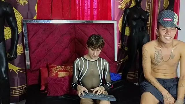 Snapshot of Magic_Duo chatting on October 29, 1:21 pm Magic Duo online show from October 29, 1:21 pm