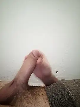 Snapshot of Fa7l1995 chatting on March 29, 11:06 pm Fa7l1995 online show from March 29, 11:06 pm