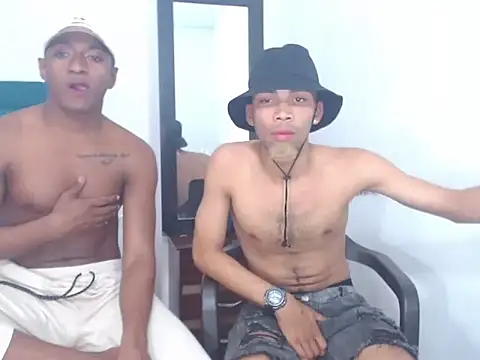 Snapshot of braulioth chatting on December 15, 3:23 am braulioth online show from December 15, 3:23 am