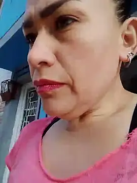 Snapshot of Adelgey-Michell chatting on October 30, 11:52 am Adelgey-Michell online show from October 30, 11:52 am