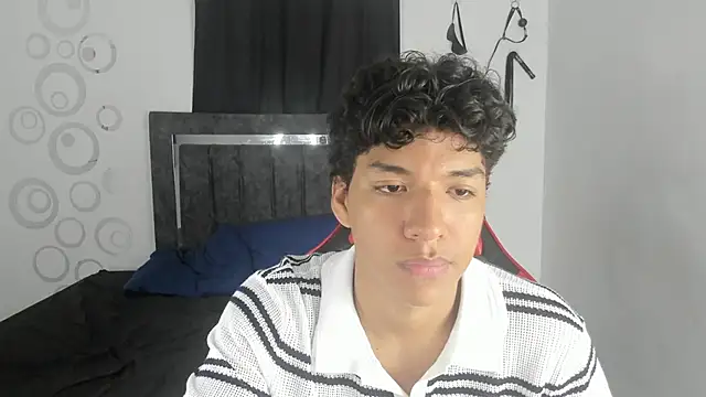 Snapshot of Maximiliano_Khalil chatting on November 11, 7:41 pm Maximiliano Khalil online show from November 11, 7:41 pm