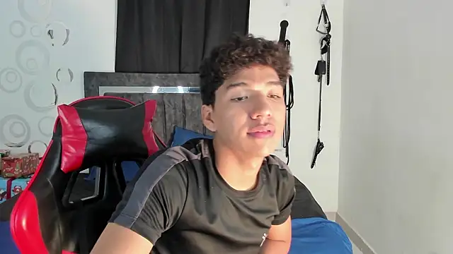 Maximiliano Khalil online show from January 16, 8:35 pm